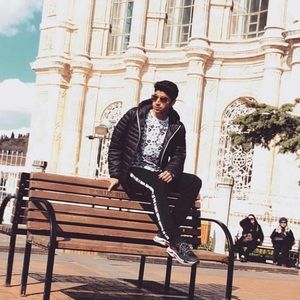 Meet your Posher, Arvin